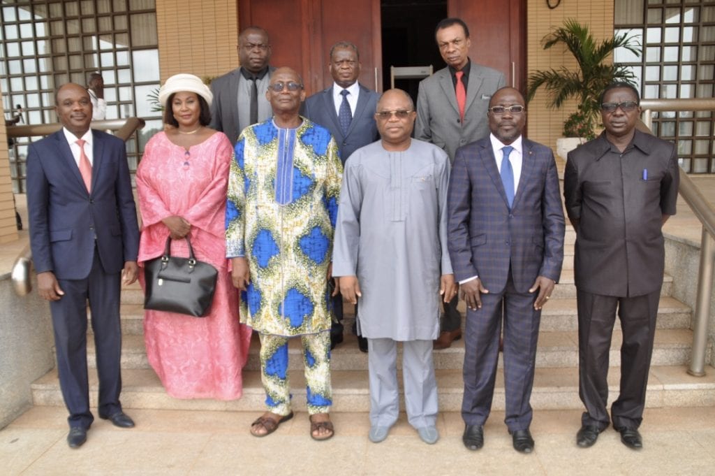 Le Président de la République SEM Faure Essozimna Gnassingbé a reçu une délégation de la Haute autorité de l’audiovisuelle et de la communication (HAAC).