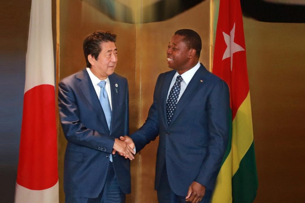 En marge des travaux de la TICAD7, le Président de la République SEM Faure Essozimna Gnassingbé s’est entretenu avec le Premier ministre japonais Shinzō Abe.
