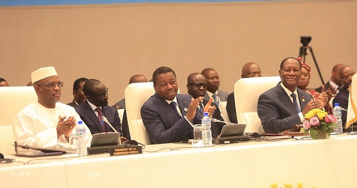 Le Président de la République SEM Faure Essozimna Gnassingbé participera le 27 avril prochain à une session extraordinaire de la Conférence des chefs d’Etat et de gouvernement de l’Union économique et monétaire ouest-africaine (UEMOA) par visioconférence au sujet de la crise sanitaire du Coronavirus.