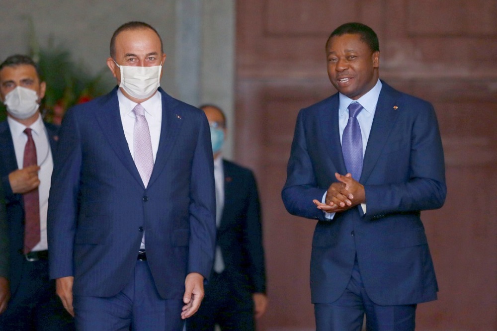 Le Président de la République SEM Faure Essozimna Gnassingbé s’est entretenu ce 20 juillet 2020 avec M. Mevlüt Çavuşoğlu, ministre turc des Affaires étrangères.