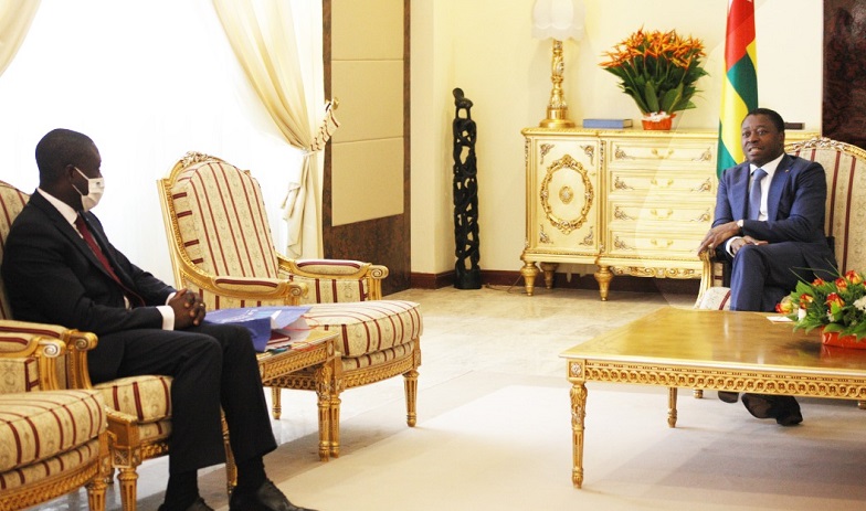 Le Président de la République, SEM Faure Essozimna Gnassingbé s’est entretenu ce 27 novembre 2020 avec M. Patrice Anato, député à l’Assemblée nationale française, président du groupe diplomatie économique avec l’Afrique, en visite de travail à Lomé. Au menu des échanges, le jumelage entre les collectivités territoriales togolaises et françaises.