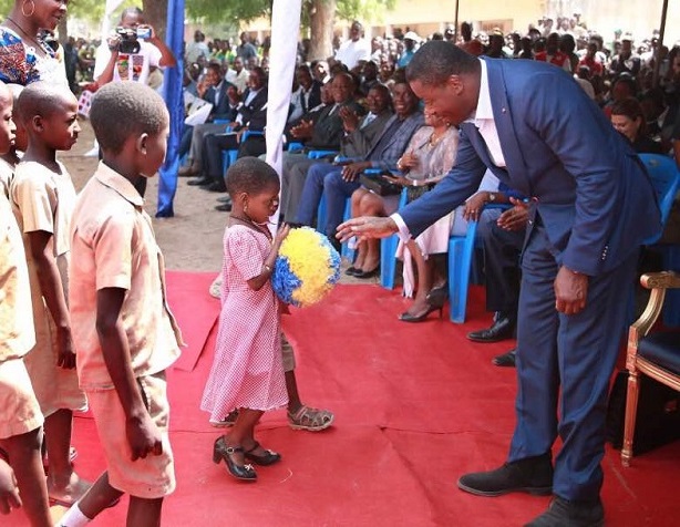 Après la ratification des instruments internationaux relatifs aux droits de l’enfant, le Togo s’est constamment engagé à promouvoir les droits de cette couche sociale vulnérable à travers l’adoption de plusieurs mécanismes juridiques nationaux.