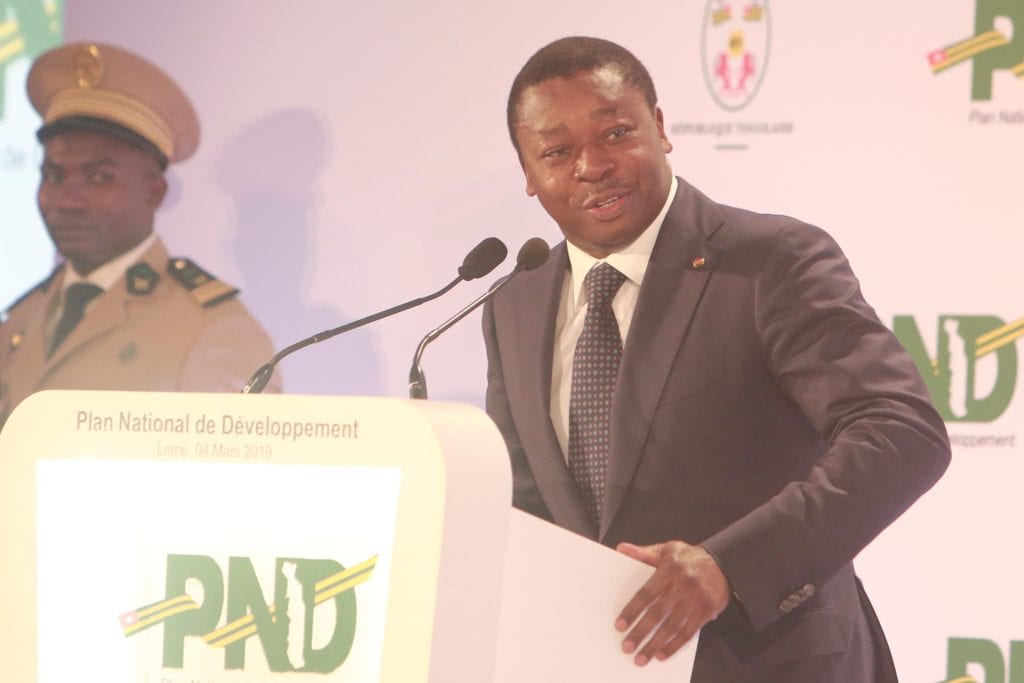 Le gouvernement togolais se prépare pour la réalisation du cinquième Recensement général de la population et de l’habitat (RGPH5). Cette opération vise à actualiser les données statistiques exhaustives socio-économiques et démographiques du pays, en vue d’assurer une meilleure planification et gestion des programmes de développement initiés par le Président de la République, SEM Faure Essozimna Gnassingbé.