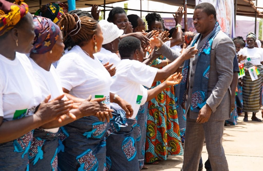 En janvier 2014, le Président de la République, SEM Faure Essozimna Gnassingbé a inscrit le Togo au rang des pays d’inclusion sociale et financière, avec la mise en place effective du Fonds national de la finance inclusive (FNFI).