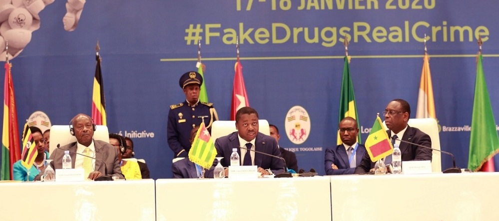 Le Chef de l’Etat, SEM Faure Essozimna Gnassingbé s’est engagé dans une lutte efficace contre le trafic de médicaments falsifiés, un fléau dont le continent africain est la première victime.