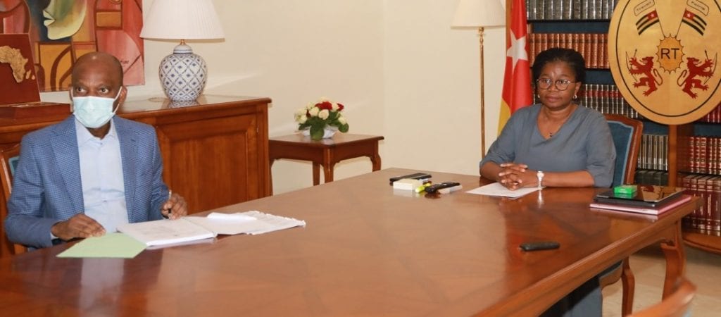 Les travaux de la 34è session ordinaire de la Conférence des Chefs d’Etat et de gouvernement de l’Union Africaine (UA) se sont ouverts hier avec la participation du Président de la République, SEM Faure Essozimna Gnassingbé. Au deuxième jour de cette rencontre continentale, le Chef de l’Etat a été représenté par le Premier ministre, Mme Victoire Tomégah-Dogbé