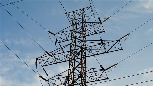L’une des priorités du Président de la République, Faure Essozimna Gnassingbé est d’assurer l’accès de tous les togolais aux sources énergétiques de qualité et à un coût abordable. Pour y parvenir, le gouvernement multiplie les projets d’électrification sur toute l’étendue du territoire.