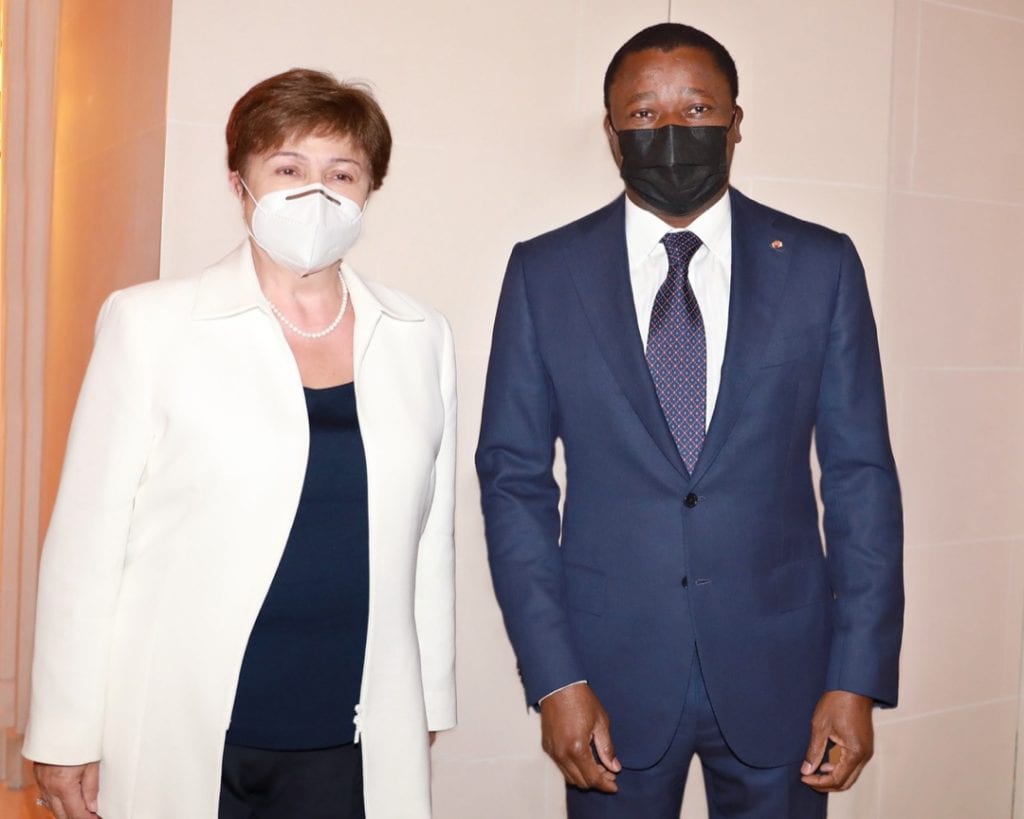 En prélude au sommet de Paris sur les économies africaines post-Coivid-19, le Président de la République s’est entretenu ce dimanche 16 mai 2021 avec Mme Kristalina Georgieva, Directrice générale du Fonds monétaire international (FMI).