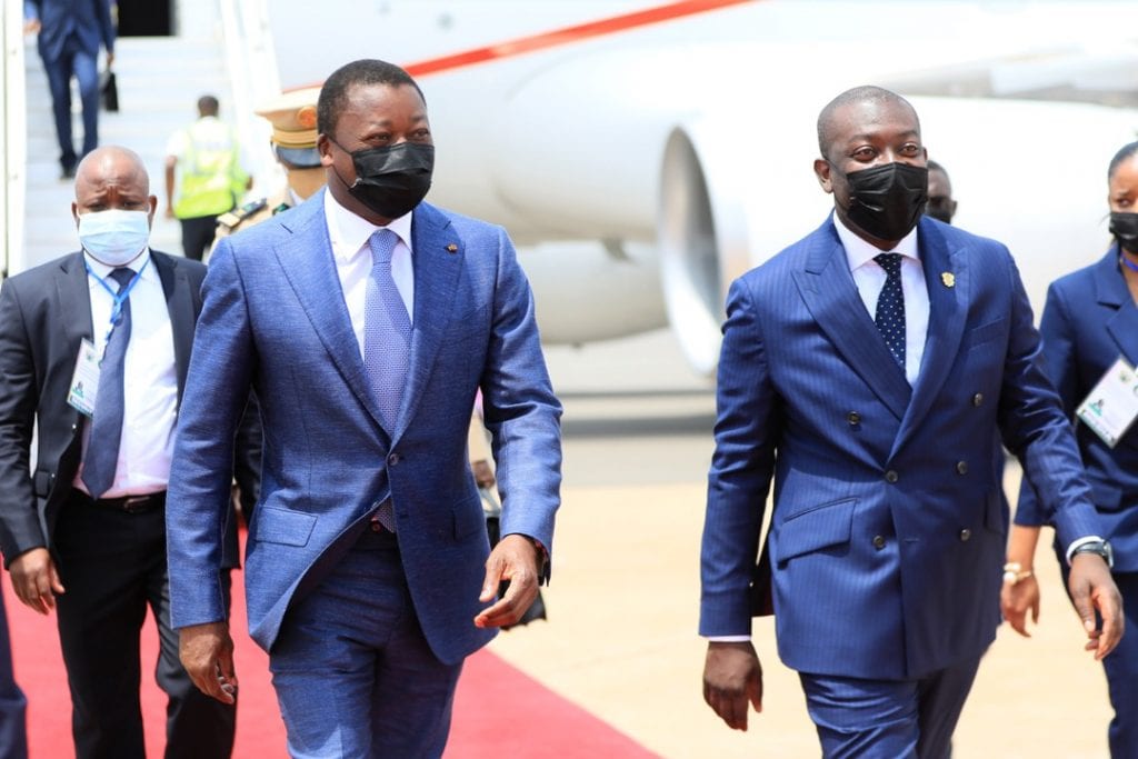 Le Président de la République Faure Essozimna Gnassingbé est arrivé en fin de matinée à Accra au Ghana où il prendra part au sommet extraordinaire de la Conférence des Chefs d’Etat et de Gouvernement de la Communauté économique des Etats de l’Afrique de l’Ouest (CEDEAO) sur le Mali.