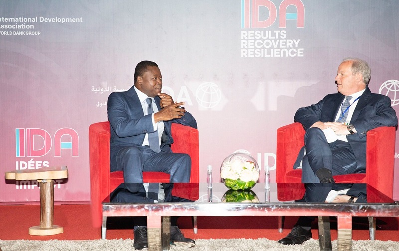 Le Président de la République Faure Essozimna Gnassingbé a participé activement ce 15 juillet 2021 à Abidjan en Côte d’Ivoire au sommet des Chefs d’Etat africains sur la 20è reconstitution des ressources de l'Association internationale de développement (IDA20). En marge des travaux, le Chef de l’Etat s’est entretenu avec Monsieur Axel van Trotsenburg, Directeur général des opérations de la Banque mondiale (BM).