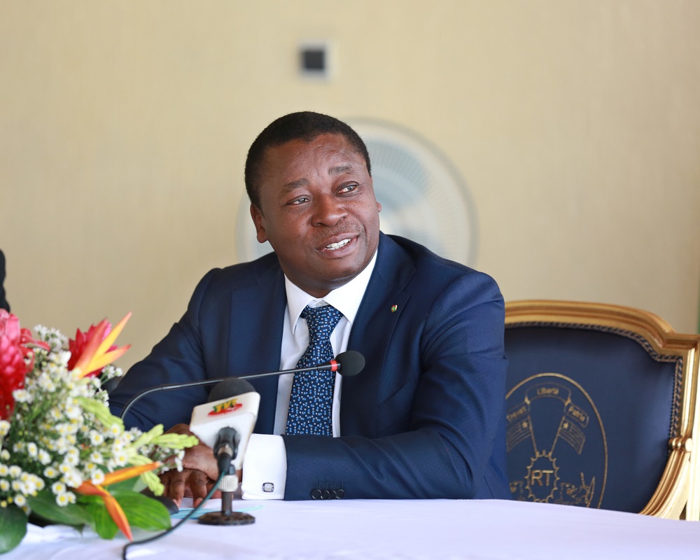 Les méthodes managériales au sein de l’administration publique au Togo évoluent de jour en jour et la réponse aux attentes des populations passe nécessairement par une action publique efficace et réactive. Le gouvernement togolais opte désormais pour un changement de paradigme en alignant les projets d’investissements publics sur sa feuille de route 2020-2025.