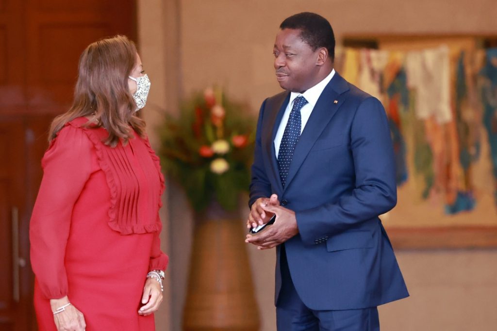 Le Président de la République Faure Essozimna Gnassingbé s’est entretenu, ce mercredi 15 septembre 2021, avec le Commissaire à l’infrastructure et à l’énergie de la Commission de l’Union africaine (UA), Madame Amani Abou-Zeid, en visite de travail à Lomé.