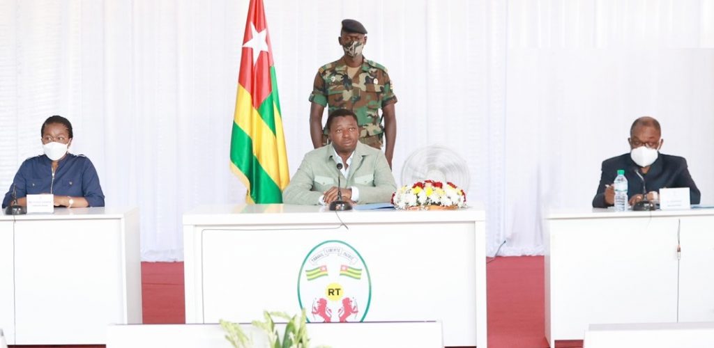 Le gouvernement s’est réuni en séminaire du 26 au 27 novembre 2021 et en conseil des ministres le 27 novembre 2021 sous la présidence de Son Excellence Monsieur Faure Essozimna Gnassingbé, Président de la République.