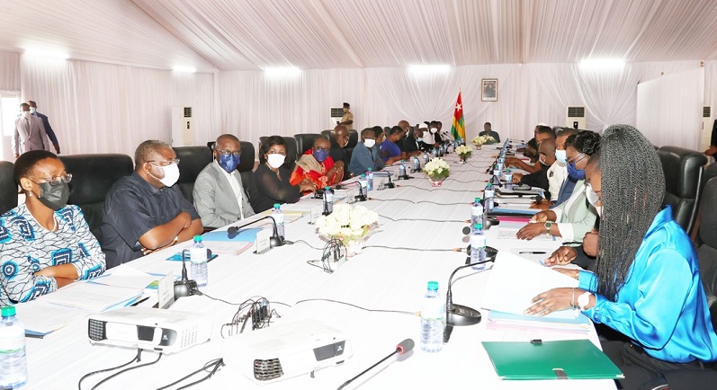 Le Chef de l’État, Faure Essozimna Gnassingbé a présidé, ce 25 mars 2022, le Conseil des ministres délocalisé à Gando, chef-lieu de la préfecture de l’Oti-Sud.