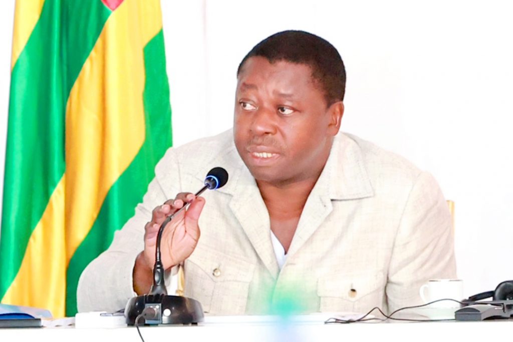 Les travaux du séminaire gouvernemental ouverts hier à Kara par le Chef de l’Etat, Faure Essozimna Gnassingbé se sont poursuivis ce 9 avril 2022 avec des échanges thématiques dont l’objectif global est d'apporter avec l'appui des experts des éclairages visant à faciliter la mise en œuvre des projets et actions prioritaires de la Feuille de route gouvernementale. 2020-2025.