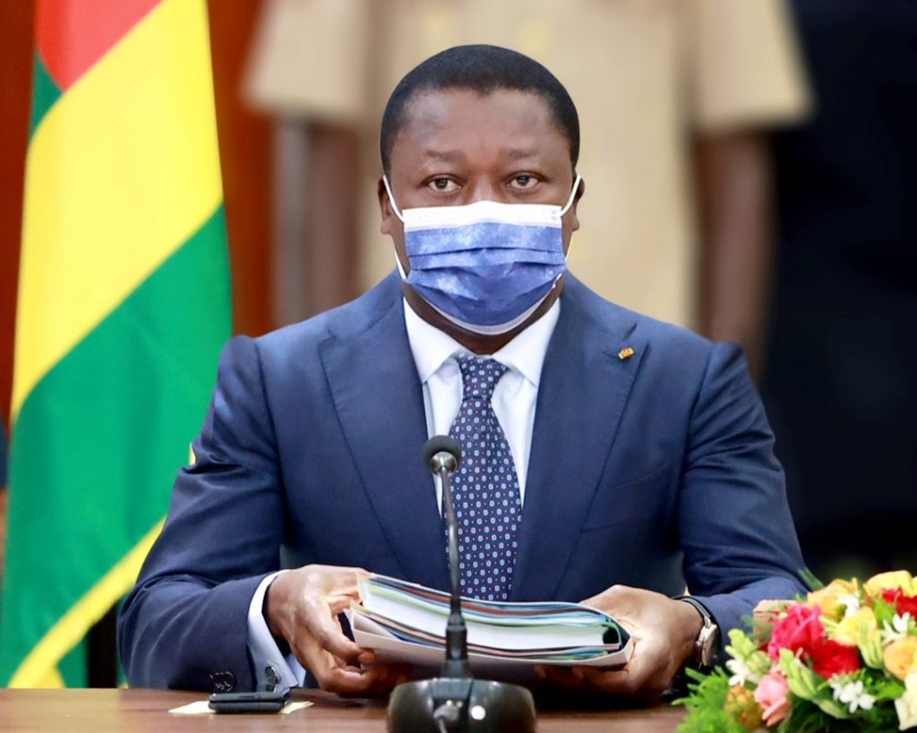 Le Chef de l’Etat, Faure Essozimna Gnassingbé a présidé ce 30 mai 2022 le Conseil des ministres. Au cours des travaux, le conseil a examiné et adopté quatre avant-projets de loi et deux projets de décret. Une communication a été faite sur l’état d’avancement des préparatifs de la campagne nationale de reboisement 2022.