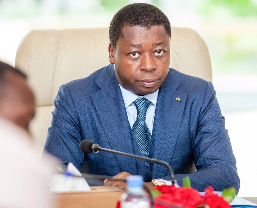 Le chef de l’Etat Faure Essozimna Gnassingbé a présidé, ce 23 septembre 2022, le Conseil des ministres. Au cours des travaux, le Conseil a examiné deux projets de décret et écouté trois communications.