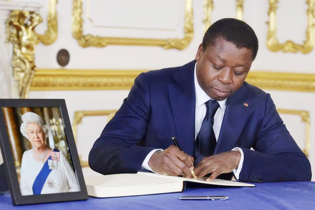 Le Président de la République, Son Excellence Faure Essozimna Gnassingbé, assiste ce 19 septembre 2022 au service funèbre de la Reine Elizabeth II, décédée le 8 septembre dernier en Ecosse.