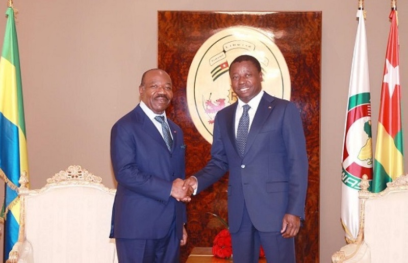 La Président de la République Gabonaise, Ali Bongo Ondimba a achevé ce 1er décembre 2022 une visite officielle de deux jours dans notre pays. La redynamisation de la coopération bilatérale, la lutte contre les menaces sécuritaires, la situation sociopolitique sur le continent et la protection de l’environnement sont autant de sujets abordés par le chef de l’Etat, Faure Essozimna Gnassingbé et son homologue gabonais.