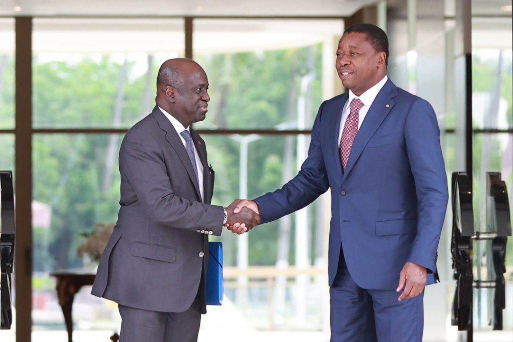Le Président de la République, Faure Essozimna Gnassingbé, a reçu ce 20 janvier 2023 le Secrétaire exécutif du Conseil de l’Entente. Marcel Amon-Tanoh a présenté au chef de l’Etat, Président en exercice de la Conférence des chefs d'Etat et de gouvernement du Conseil de l'Entente, le rapport annuel de ses activités depuis son élection à la tête de cet organe administratif permanent et opérationnel de l’espace Entente.