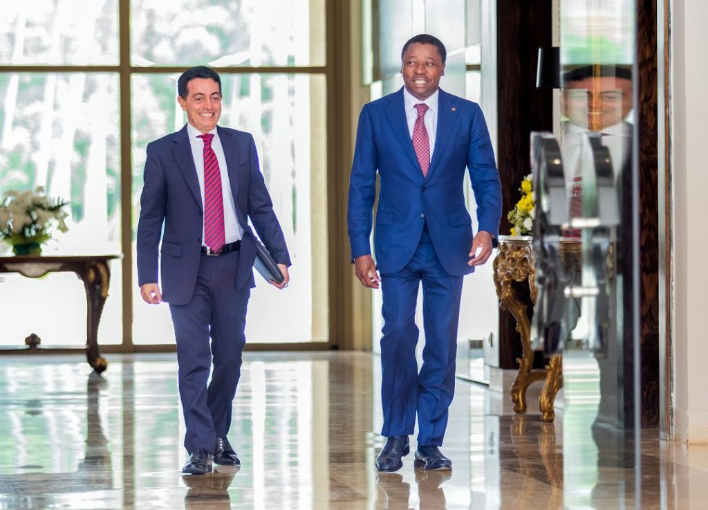 Le Togo a accueilli les 19 et 20 janvier 2023, la Conférence parlementaire de haut niveau sur le terrorisme et l’extrémisme violent. En marge des travaux, le Président de la République, Faure Essozimna Gnassingbé a accordé une audience au vice-directeur de l’Office des Nations unies pour la lutte contre le terrorisme. Monsieur Miedico Mauro a remercié le chef de l’Etat pour son engagement dans la lutte contre les menaces sécuritaires en Afrique à travers notamment la tenue de cette assise internationale au Togo.