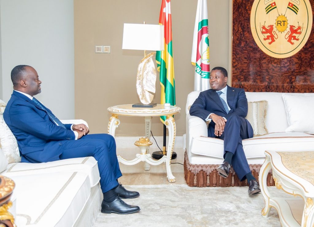 L’Ambassadeur de Côte d’Ivoire, Tiémoko Moriko arrivé au terme de sa mission au Togo, a fait ses adieux au chef de l’Etat, Faure Essozimna Gnassingbé au cours d’une audience ce 21 février 2023.