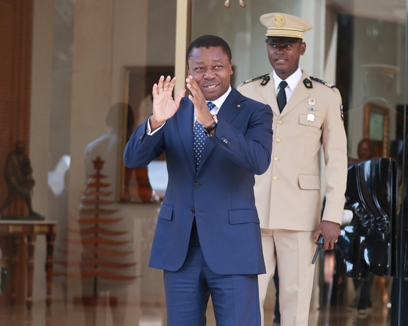 Le chef de l’Etat, Faure Essozimna Gnassingbé a présidé, ce mercredi 10 janvier 2024, une cérémonie d’échanges de vœux de Nouvel An avec des délégations représentant l’administration publique. Ce geste hautement symbolique du Président de la République traduit son attachement aux valeurs sociales et républicaines.