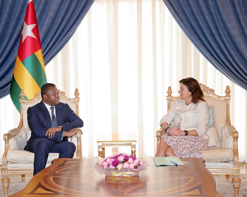 Le Président de la République, Faure Essozimna Gnassingbé s’est entretenu, ce 09 avril 2025, avec Madame Tanja Fajon, Vice-Premier ministre, ministre des Affaires étrangères et européennes de la Slovénie, en visite de travail au Togo au nom de l’Union européenne (UE).